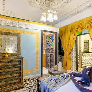 riad-la-porte-dor-spa.marrakeshhotelsmorocco.com/